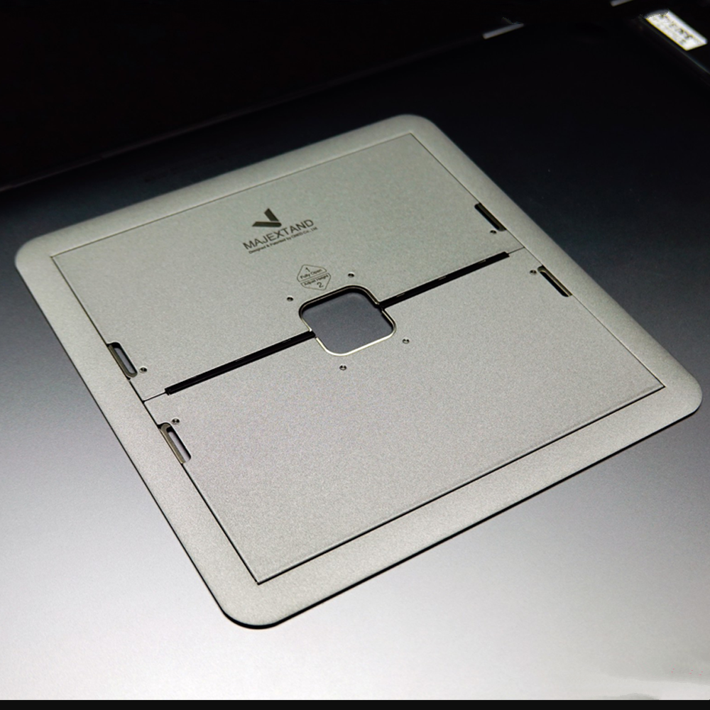 Majextand - Ständer für MacBook / Laptop 11 Laptop-Ständer günstig online kaufen bei Inter Commerce. Onlineshop für Software, Bücher, Games MAJEXTAND-Laptop-Staender-Ansicht3